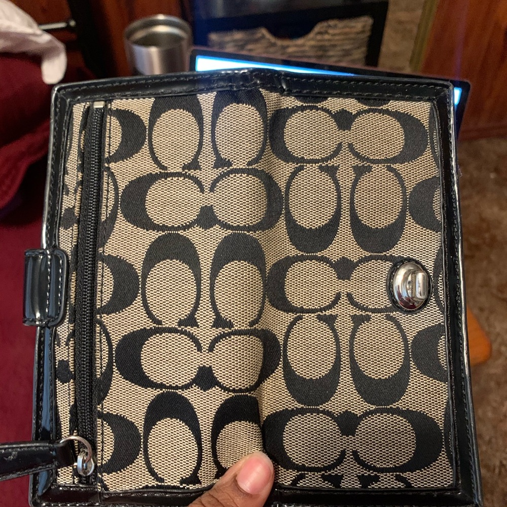 Coach wallet - Picture 4 of 4